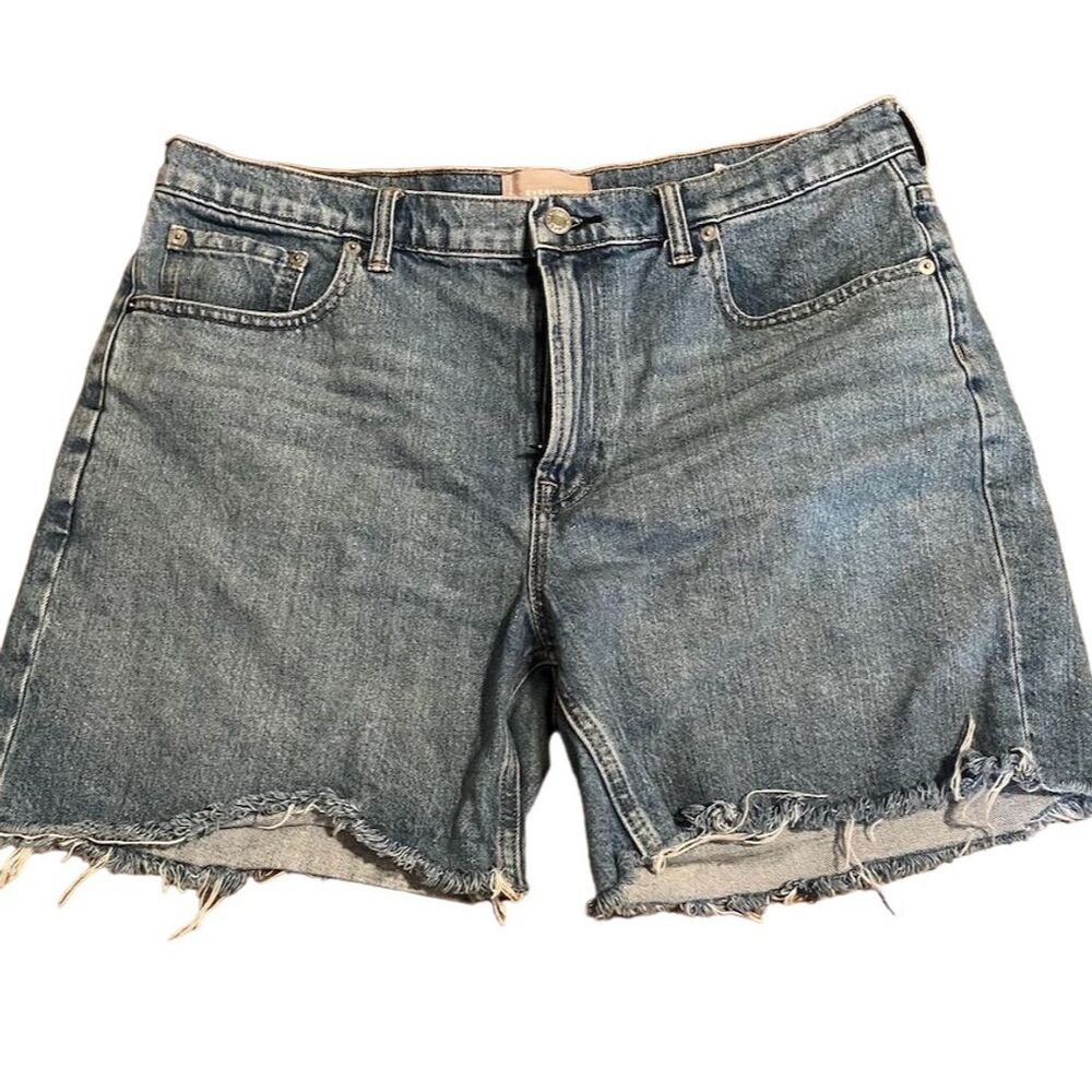 Everlane Women's Relaxed Denim Shorts Blue Size  33 Frayed  Hem